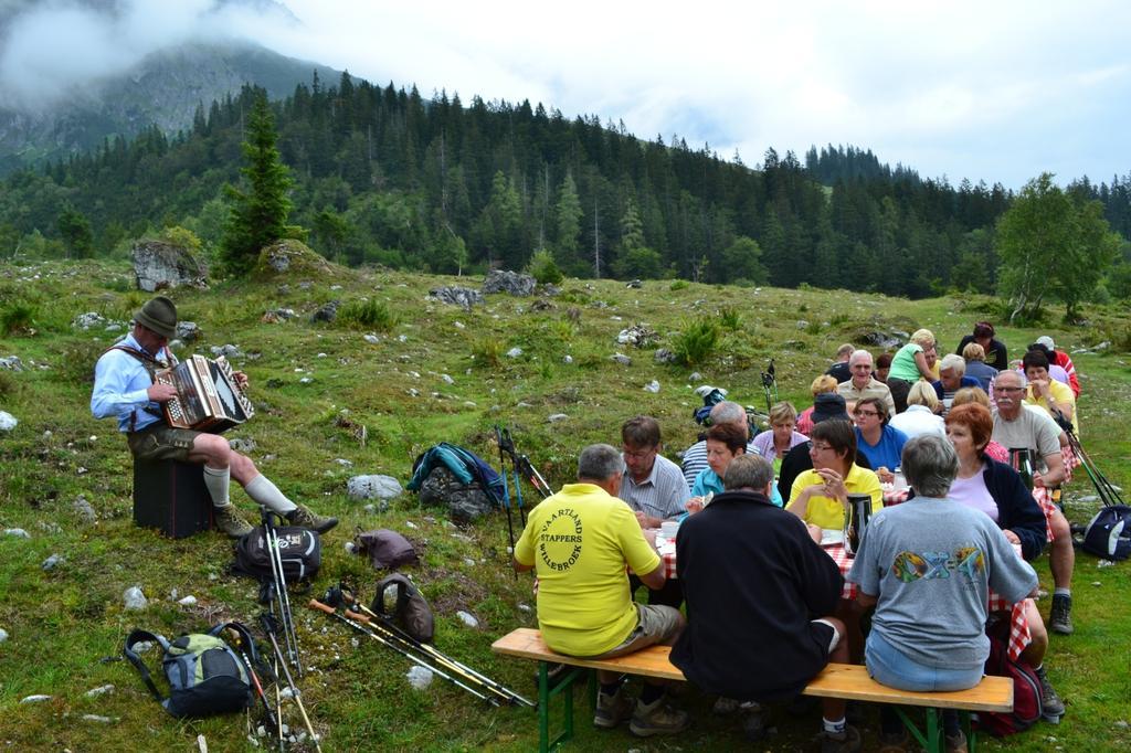 Hotel Alpenrose Muehlbach Am Hochkoenig Buitenkant foto