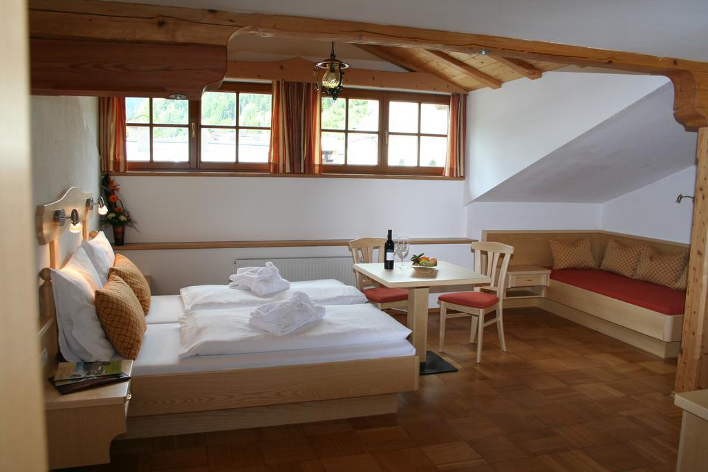 Hotel Alpenrose Muehlbach Am Hochkoenig Kamer foto